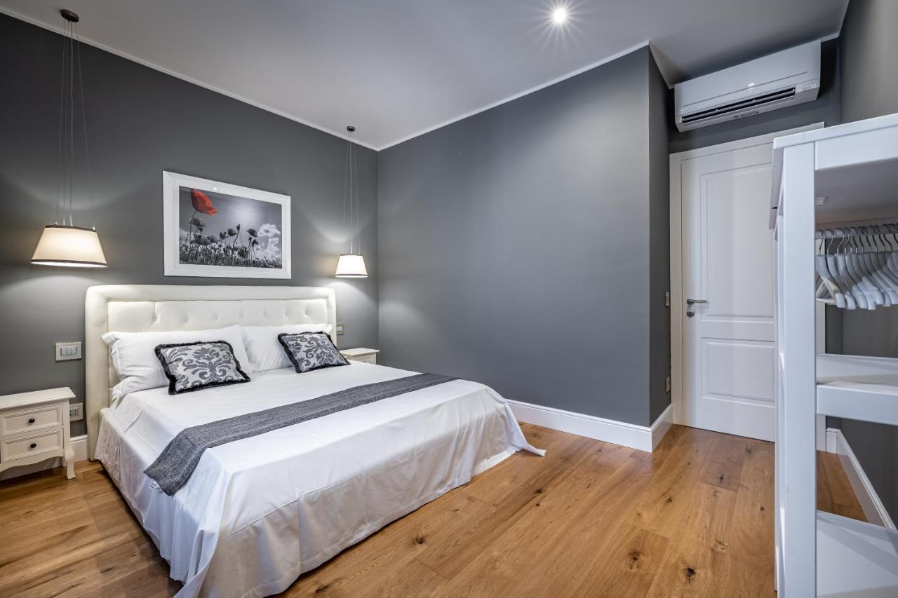 Yid Capo Di Mondo Luxury Apartment In Firenze Esterno foto