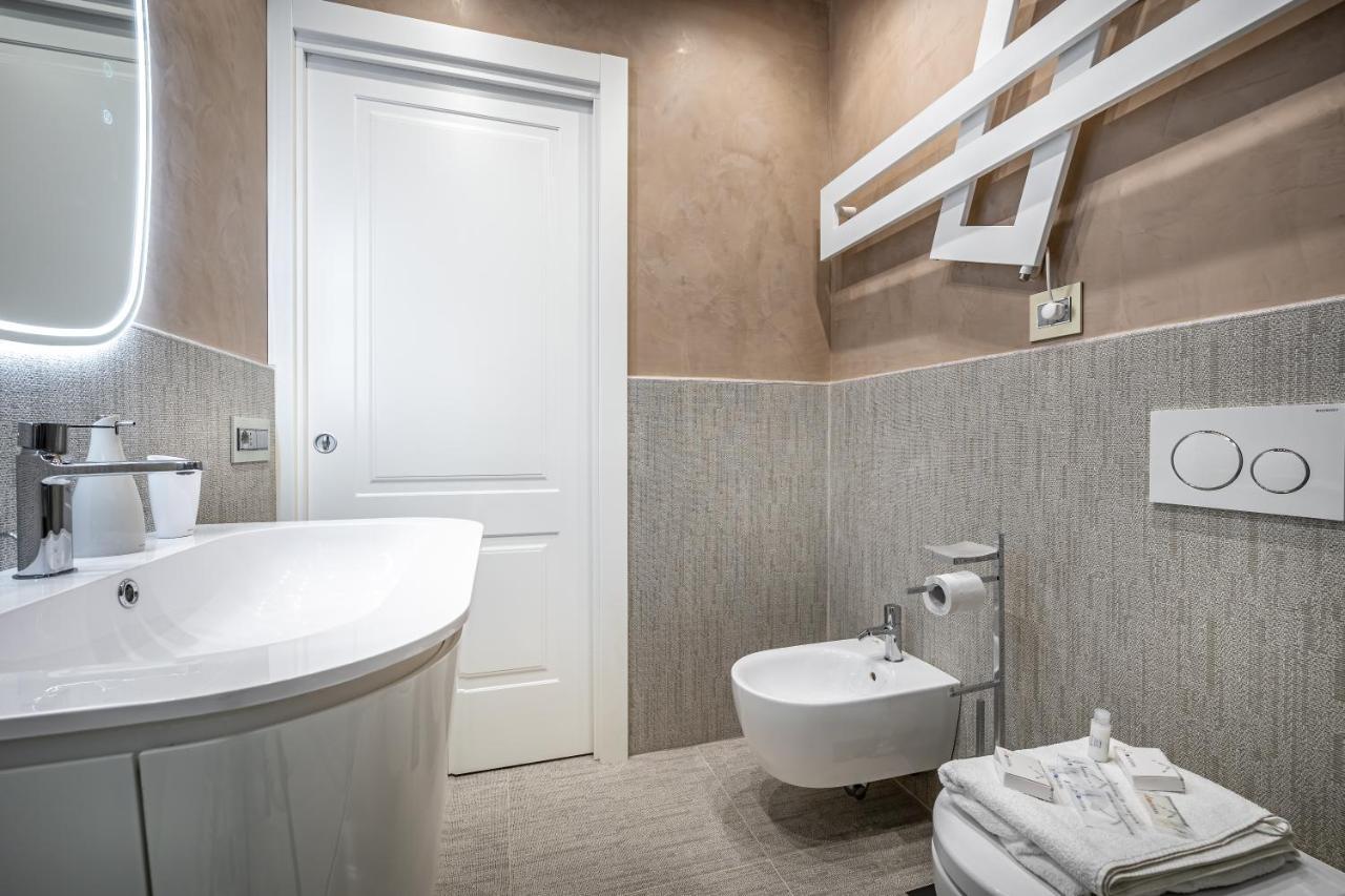 Yid Capo Di Mondo Luxury Apartment In Firenze Esterno foto