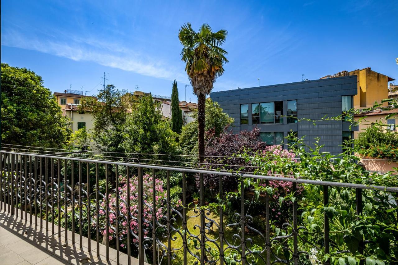 Yid Capo Di Mondo Luxury Apartment In Firenze Esterno foto