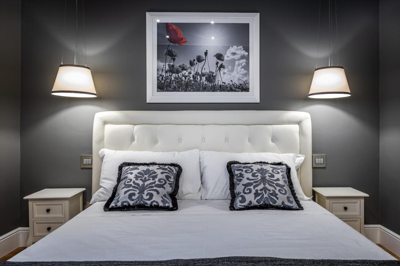 Yid Capo Di Mondo Luxury Apartment In Firenze Esterno foto