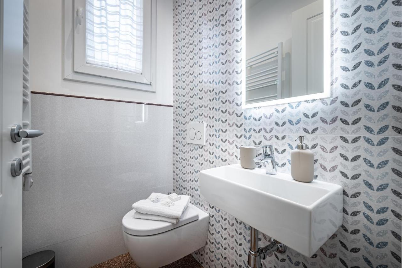 Yid Capo Di Mondo Luxury Apartment In Firenze Esterno foto